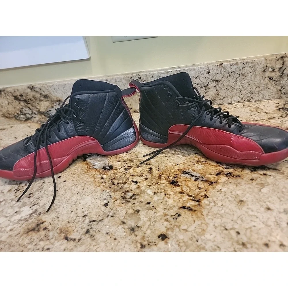 Nike Air Jordan 12 Retro 